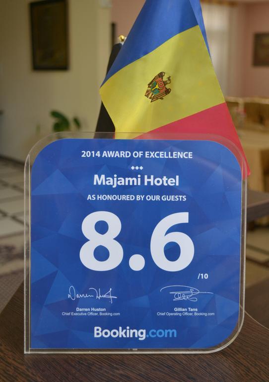 Majami Hotel Kischinau Exterior foto